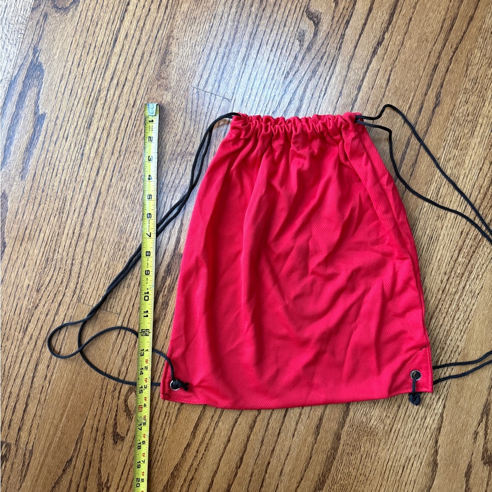Chicago Bulls Red Drawstring Backpack - Picture 4 of 4